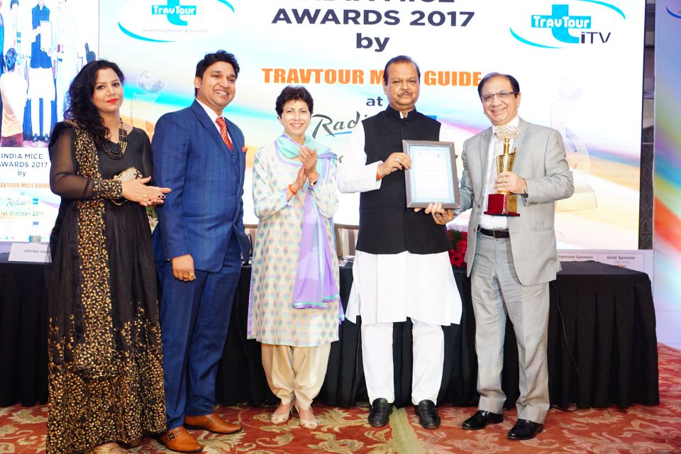  India MICE Awards 2017 by TravTour 